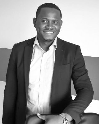 Gloire Akarinki