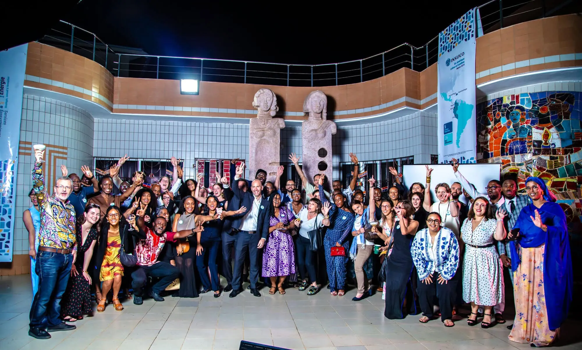A20Z0283 Les équipes des 7 bureaux africains réunies presqu'au complet pour fêter les 15 ans d'Insuco avec nos partenaires.
